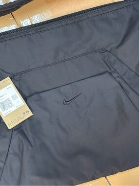 Nike Black Duffel/Travel bag with Swoosh